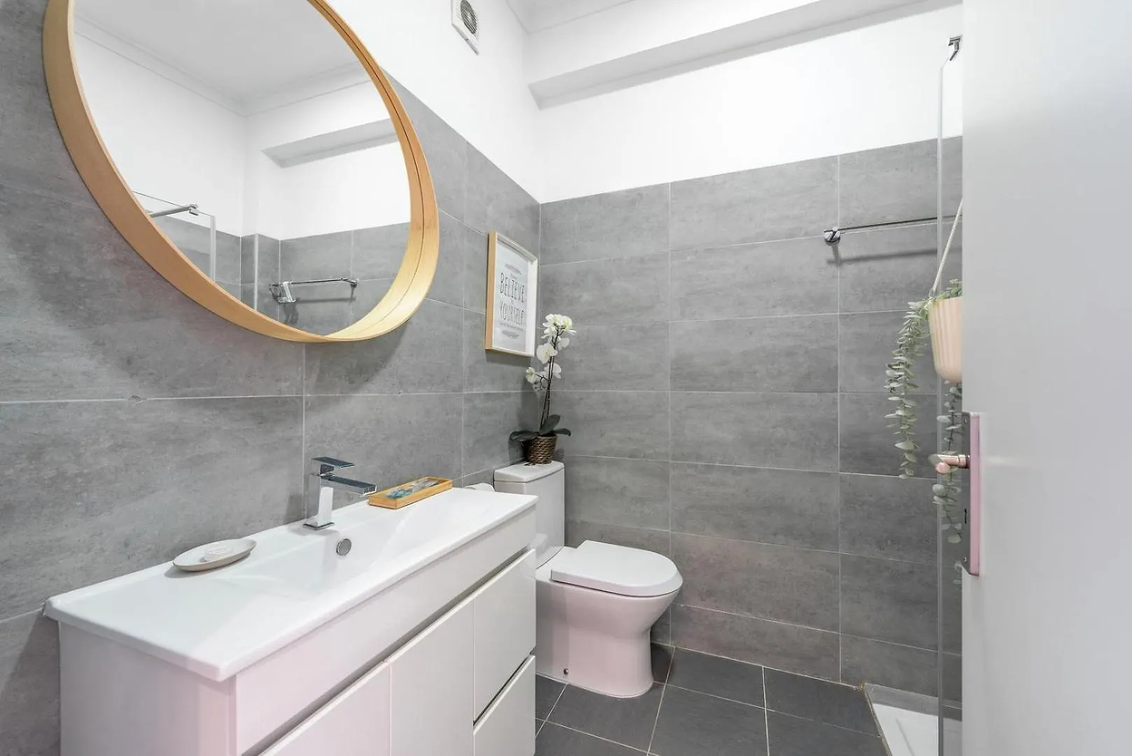 Guestready - Vibrant 2Br Apartment Lisboa 0*,