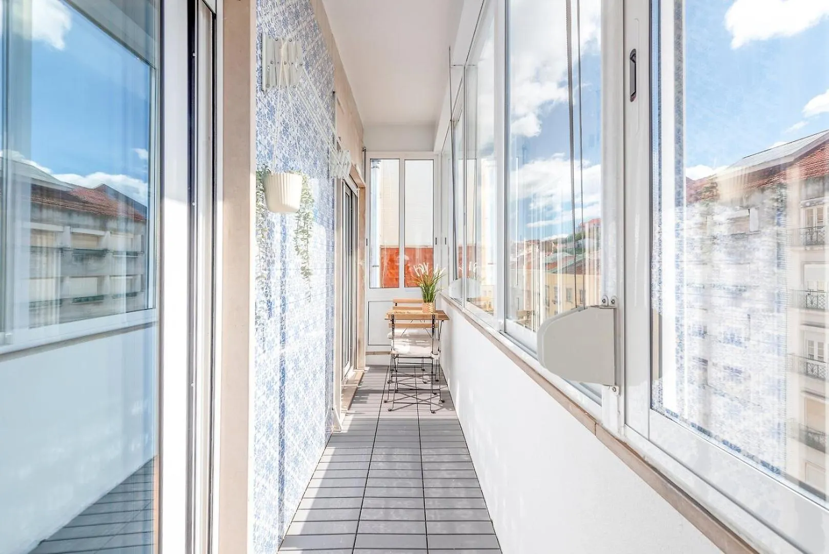 Guestready - Vibrant 2Br Apartment Лиссабон Португалия