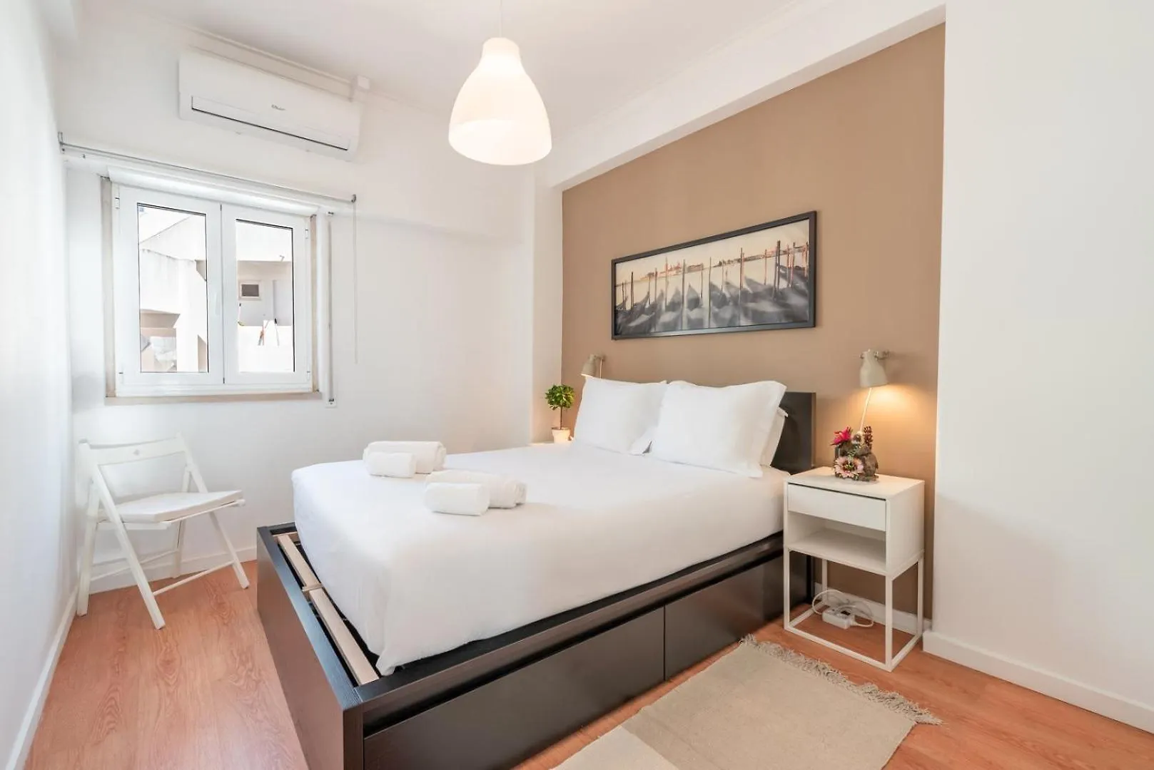 Guestready - Vibrant 2Br Apartment Лиссабон 0*,  Португалия